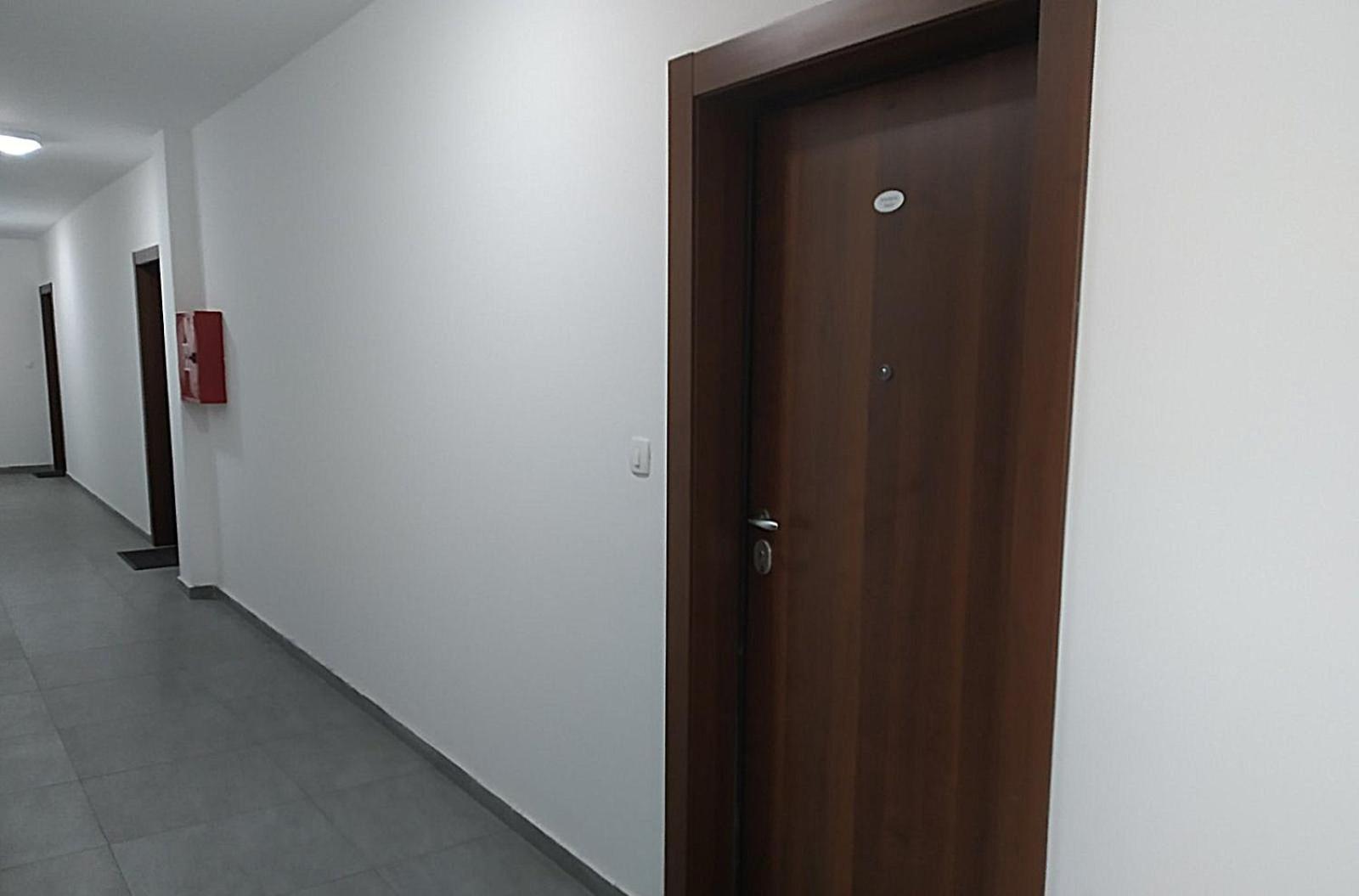 Aga Apartman Podgorica Exterior foto