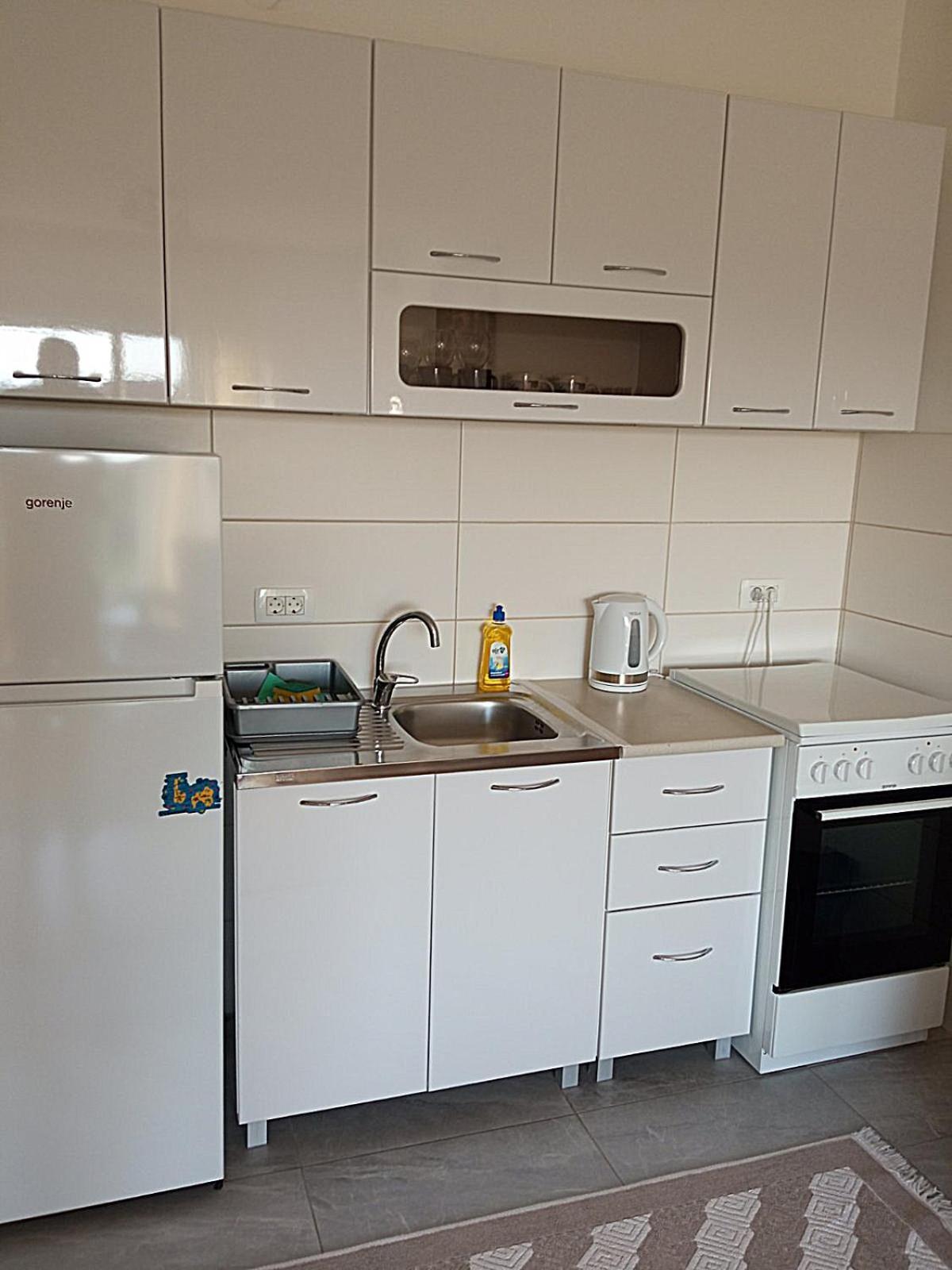 Aga Apartman Podgorica Exterior foto